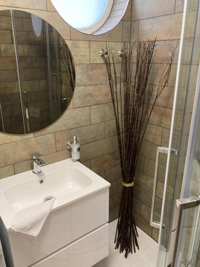 Lake Apartment II. Heviz Bagian luar foto