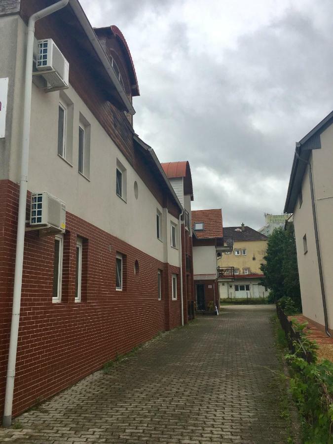 Lake Apartment II. Heviz Bagian luar foto