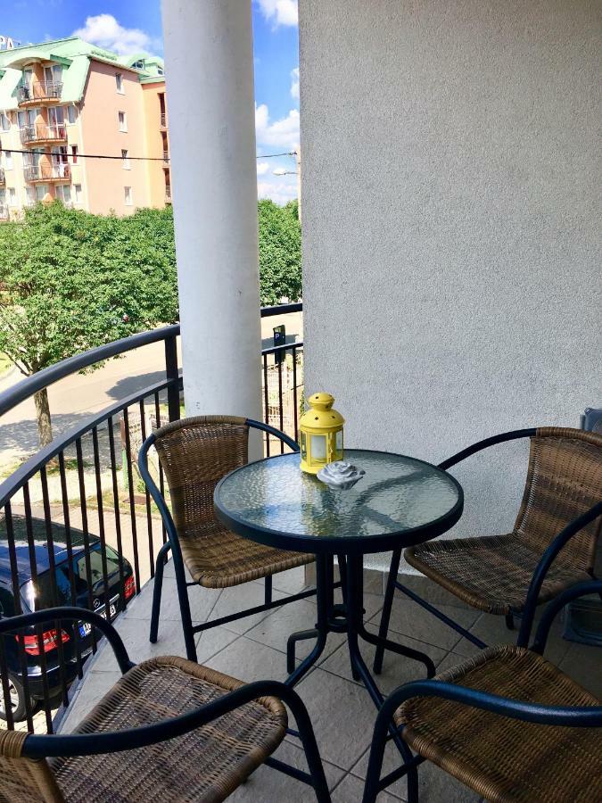 Lake Apartment II. Heviz Bagian luar foto